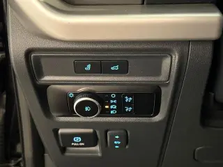 Ford Expedition MAX 2023 4x2 XLT 4 puertas SUV
