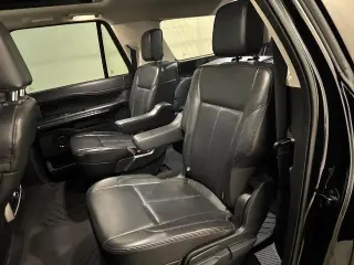 Ford Expedition MAX 2023 4x2 XLT 4 puertas SUV