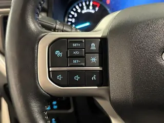 Ford Expedition 2023 4x2 XLT 4 puertas SUV