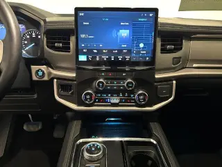 Ford Expedition 2023 4x2 XLT 4 puertas SUV