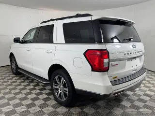 Ford Expedition 2023 4x2 XLT 4 puertas SUV