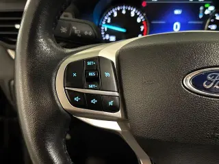 Ford Explorer 2022 XLT 4 puertas SUV