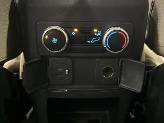 Ford Explorer 2022 XLT 4 puertas SUV