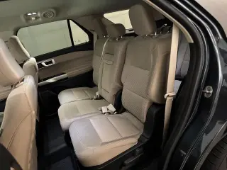 Ford Explorer 2022 XLT 4 puertas SUV