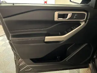 Ford Explorer 2023 XLT 4 puertas SUV