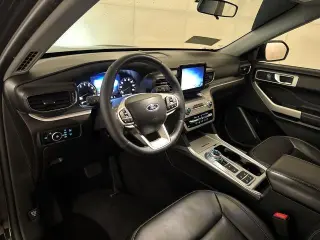 Ford Explorer 2023 XLT 4 puertas SUV
