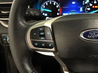 Ford Explorer 2023 XLT 4 puertas SUV