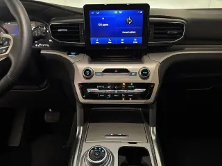 Ford Explorer 2023 XLT 4 puertas SUV