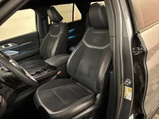 Ford Explorer 2025 AWD ST 4 puertas SUV
