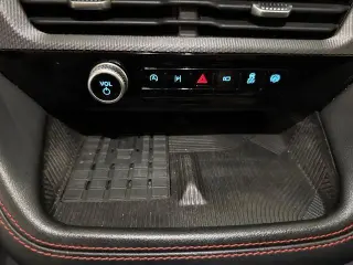 Ford Explorer 2025 AWD ST 4 puertas SUV