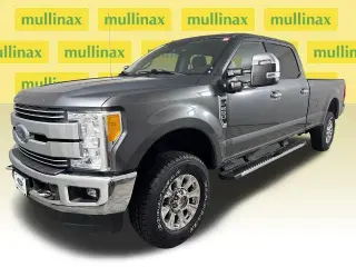 Ford F-250 Super Duty 2017 4x4 Lariat Cabina Crew 4 puertas 6.8 pies. Pickup