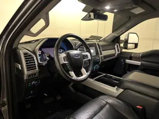 Ford F-250 Super Duty 2017 4x4 Lariat Cabina Crew 4 puertas 6.8 pies. Pickup