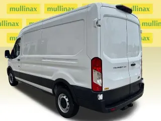 Ford Transit 2023 250 3 puertas SWB Techo Medio Furgón de Carga