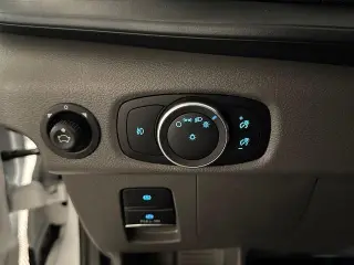 Ford Transit 2025 250 3 puertas LWB Techo Bajo Furgoneta de Carga