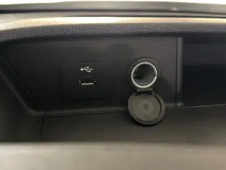 Ford Transit 2025 250 3 puertas LWB Techo Bajo Furgoneta de Carga