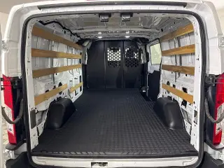 Ford Transit 2025 250 3 puertas LWB Techo Bajo Furgoneta de Carga