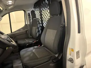 Ford Transit 2025 250 3 puertas LWB Techo Bajo Furgón de Carga
