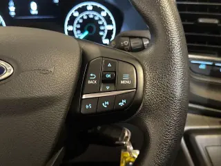 Ford Transit 2025 250 3 puertas LWB Techo Bajo Furgón de Carga