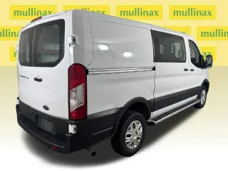 Ford Transit 2025 250 3 puertas LWB Techo Bajo Furgón de Carga