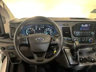 Ford Transit 2025 250 3 puertas LWB Techo Bajo Furgón de Carga