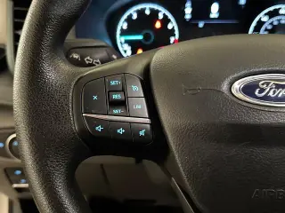 Ford Transit 2024 250 3 puertas SWB Techo Bajo Furgón de Carga