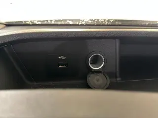 Ford Transit 2024 250 3 puertas SWB Techo Bajo Furgón de Carga