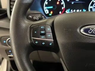 Ford Transit 2025 250 3 puertas SWB Techo Bajo Furgón de Carga