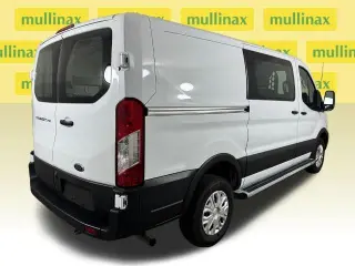 Ford Transit 2025 250 3 puertas SWB Techo Bajo Furgón de Carga