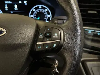 Ford Transit 2024 250 3 puertas SWB Techo bajo Furgón de Carga