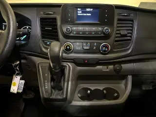 Ford Transit 2024 250 3 puertas SWB Techo bajo Furgón de Carga