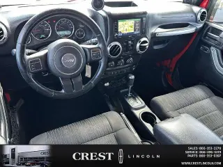 Jeep Wrangler Unlimited 2012 4x4 Sahara 4 puertas SUV