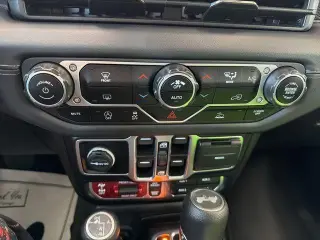 Jeep Wrangler 2025 4x4 Rubicon 4 puertas SUV