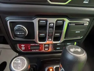 Jeep Wrangler 2025 4x4 Rubicon 4 puertas SUV