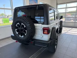 Jeep Wrangler 2025 4x4 Rubicon 4 puertas SUV