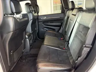 Jeep Grand Cherokee 2018 4x4 Laredo 4 puertas SUV