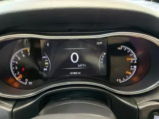 Jeep Grand Cherokee 2018 4x4 Laredo 4 puertas SUV