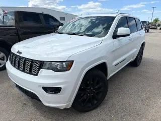 Jeep Grand Cherokee 2018 4x4 Laredo 4 puertas SUV