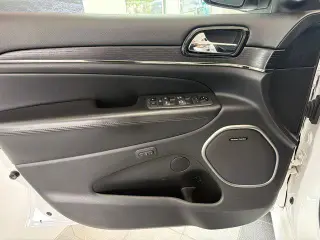 Jeep Grand Cherokee 2021 4x4 Overland 4 puertas SUV