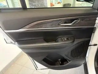 Jeep Grand Cherokee 2024 4x4 Limited 4 puertas SUV