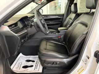 Jeep Grand Cherokee 2024 4x4 Limited 4 puertas SUV