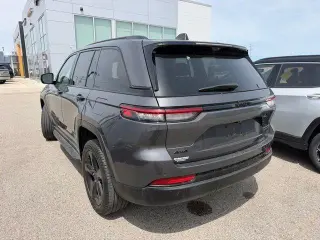 Jeep Grand Cherokee 2024 4x4 Limited 4 puertas SUV