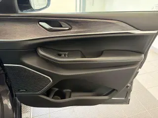 Jeep Grand Cherokee 2022 4x4 Limited 4 puertas SUV (lanzamiento a mediados de año)