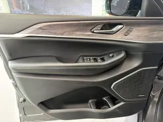 Jeep Grand Cherokee 2022 4x4 Limited 4 puertas SUV (lanzamiento a mediados de año)
