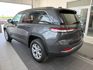 Jeep Grand Cherokee 2022 4x4 Limited 4 puertas SUV (lanzamiento a mediados de año)