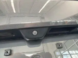 Jeep Grand Cherokee 2022 4x4 Limited 4 puertas SUV (lanzamiento a mediados de año)