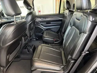 Jeep Grand Cherokee L 2023 4x4 Limited 4 puertas SUV