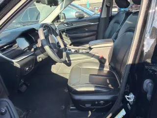 Jeep Grand Cherokee L 2023 4x4 Limited 4 puertas SUV