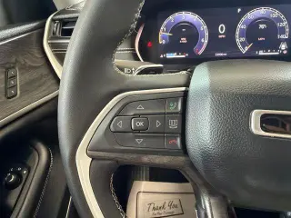 Jeep Grand Cherokee L 2023 4x4 Limited 4 puertas SUV