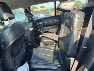 Jeep Grand Cherokee L 2023 4x4 Limited 4 puertas SUV