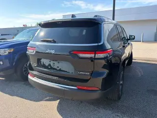 Jeep Grand Cherokee L 2023 4x4 Limited 4 puertas SUV